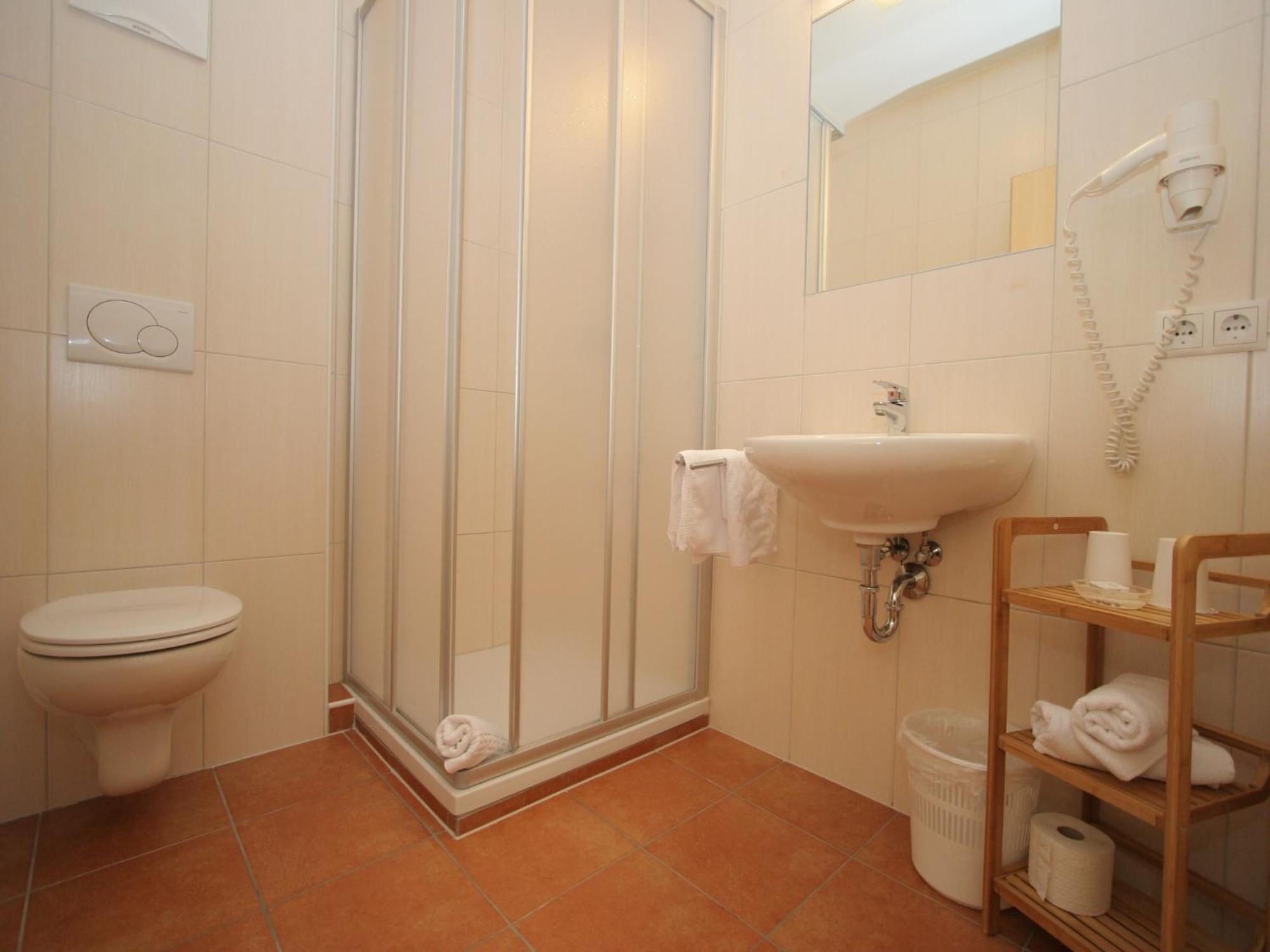Spacious Apartment In Uderns Near Ski Area 외부 사진