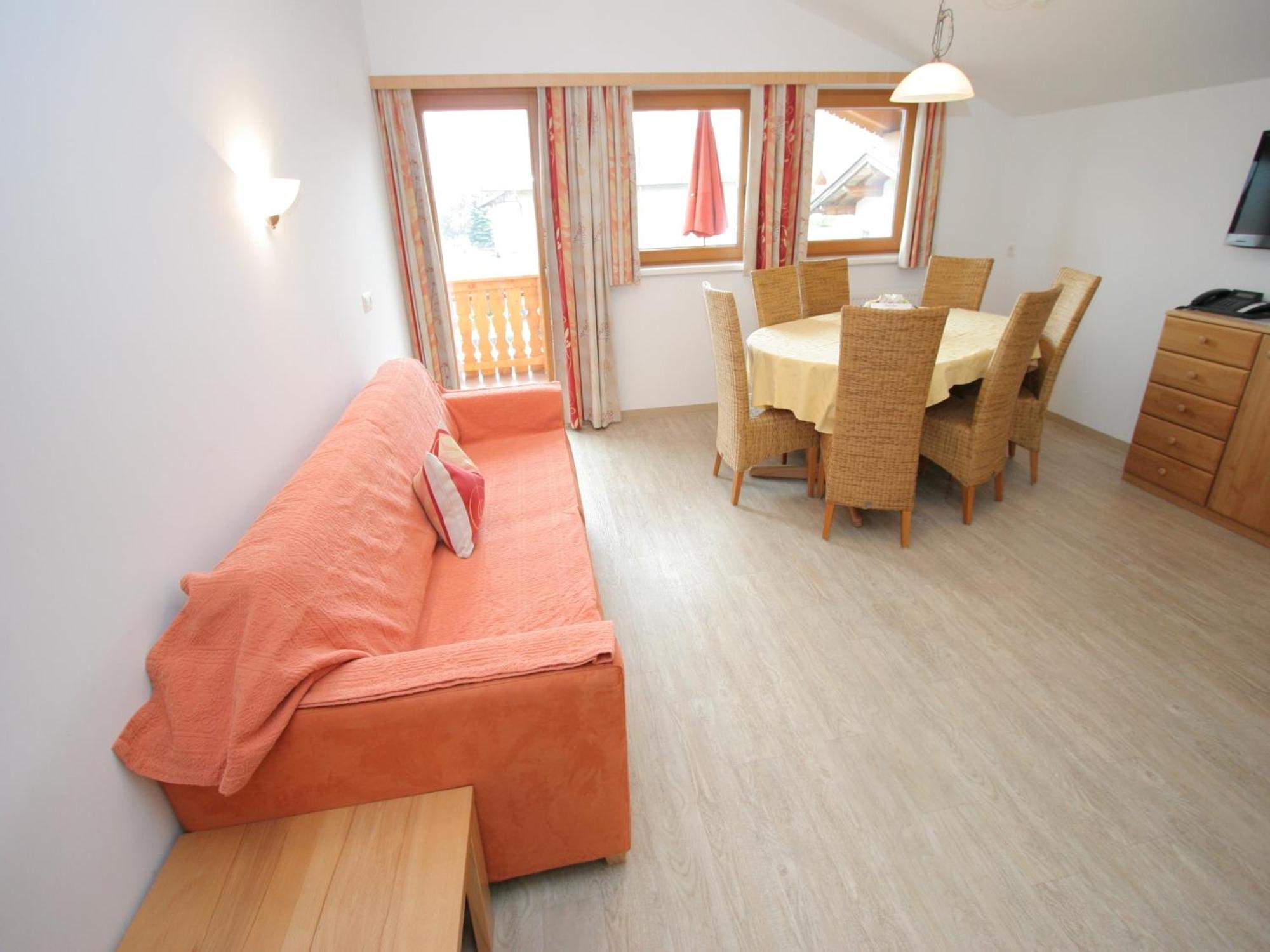 Spacious Apartment In Uderns Near Ski Area 외부 사진