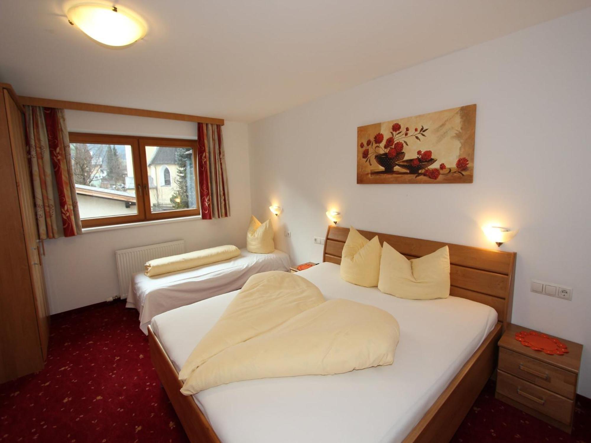Spacious Apartment In Uderns Near Ski Area 외부 사진