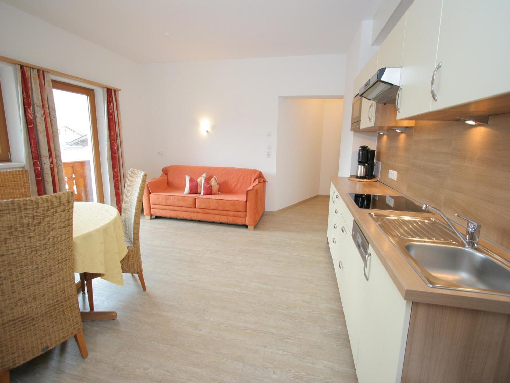 Spacious Apartment In Uderns Near Ski Area 외부 사진